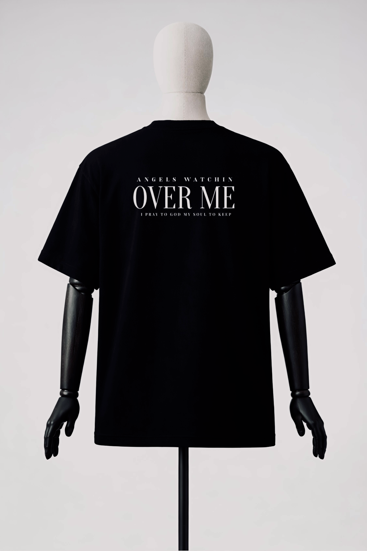 Uthando Akuyona Tee